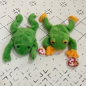 Vintage Beanie Babies frog ‘Legs’ & ‘Smoochy’